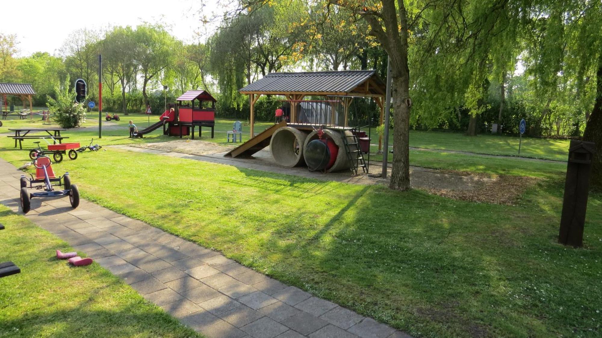 Hoeveheikant Lage Mierde Exteriér fotografie